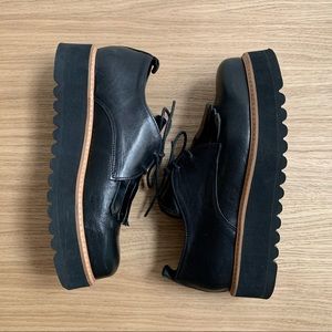 *SOLD* Plümo Delphine Platform Brogues